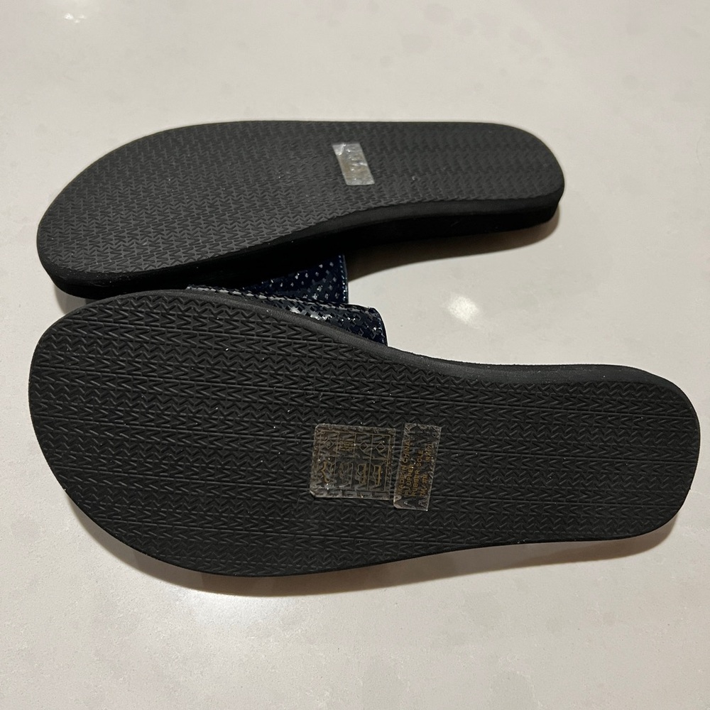 Nwot Michael Kors Slides - image 3